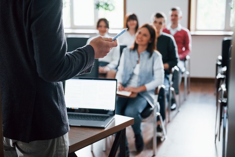 Verbesserung von Reden und Publikumsbeteiligung